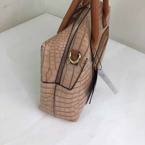 ADRIENNE VITTADINI | Croco Satchel Natural - Picture 12 of 16